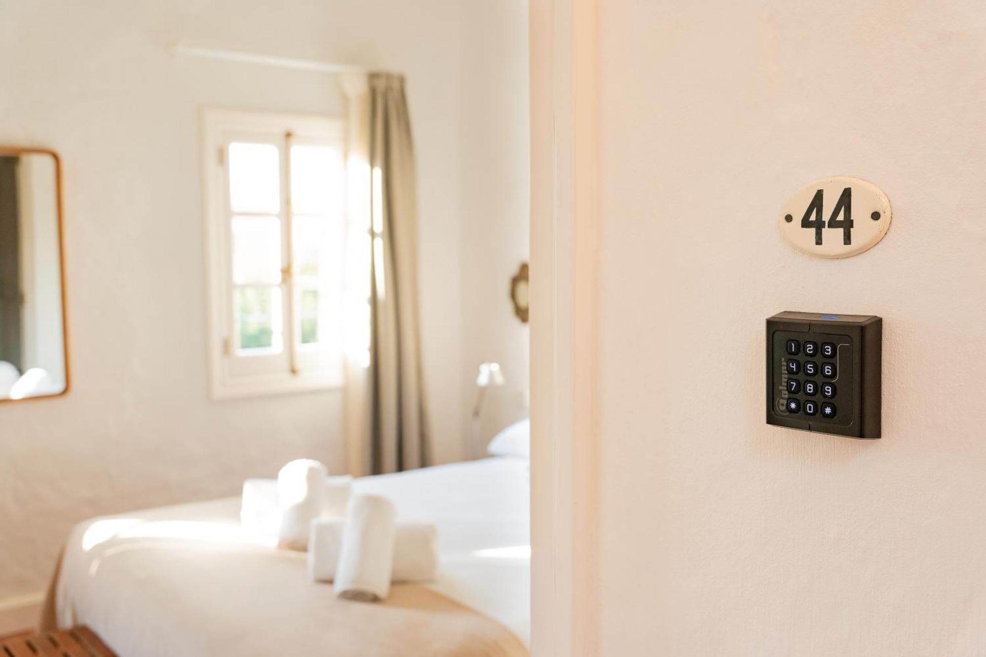 Hotel 3A Ease Of Living シウタデリャ エクステリア 写真